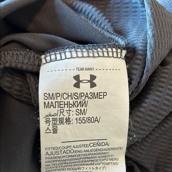 Under Armour Gray Racerback Tank Top - Picture 3 of 3